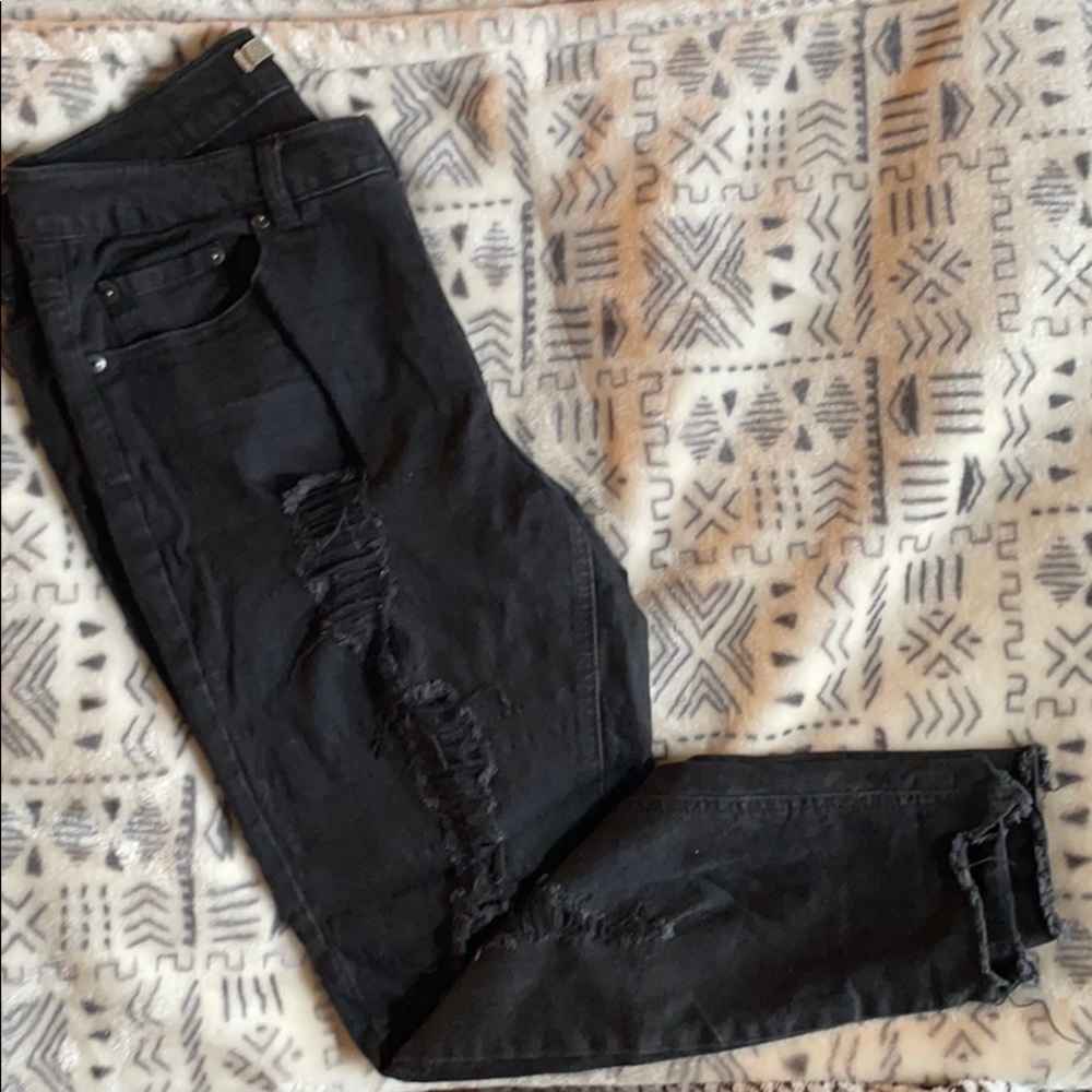 Black Distressed Jeans
